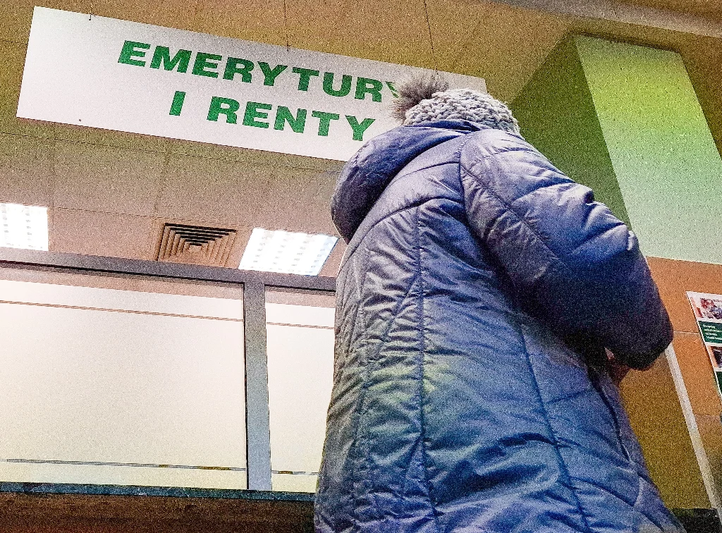 Kto dostanie dodatek dopełniający do renty socjalnej? Pieniądze zostaną wypłacone w maju.