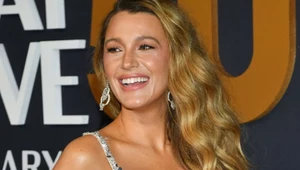 Blake Lively brylowała w olśniewającej sukience na imprezie SNL. Chce uciszyć plotki?