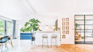 Jakie czynniki wpływają na ceny warszawskich mieszkań?