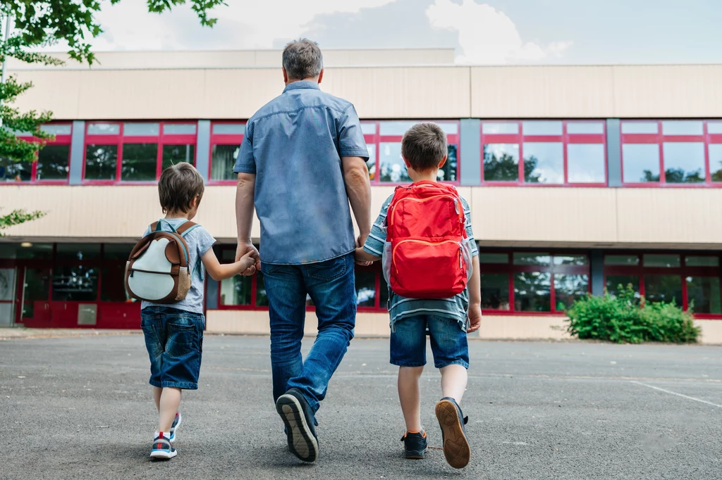 1 września zaczną być nauczane dwa nowe przedmioty w szkole. Są też inne ważne zmiany w podstawach programowych i godzinach lekcyjnych
