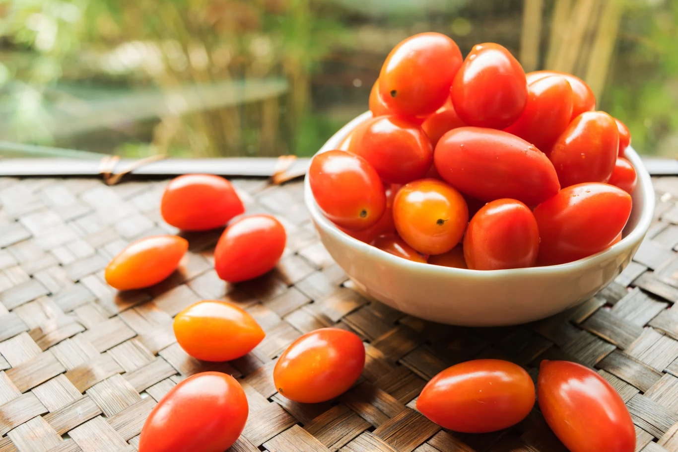 Na domowe przetwory najlepiej sprawdzą się pomidory "Lima". Na domowe przetwory najlepiej sprawdzą się pomidory "Lima".