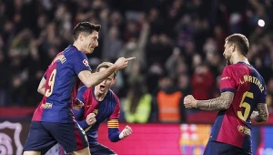 Robert Lewandowski, Frenkie de Jong i Inigo Martinez (FC Barcelona)