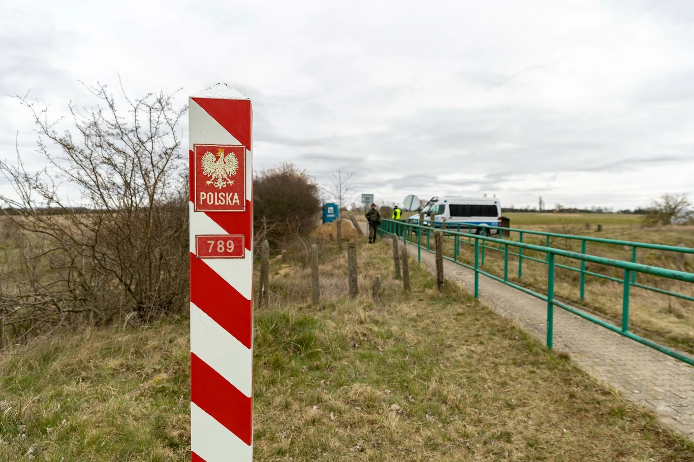 Czy Polska powinna przyjmować migrantów? Zapytano w sondażu, zdj. ilustracyjne Czy Polska powinna przyjmować migrantów? Zapytano w sondażu, zdj. ilustracyjne