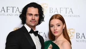Jamie Roy (Brian) i Harriet Slater (Ellen): wcielą się w głównych bohaterów "Outlander: Blood of My Blood"