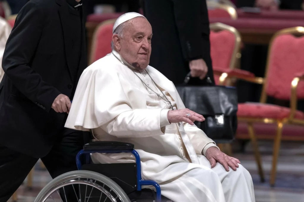 U papieża Franciszka potwierdzono obustronne zapalenie płuc o podłożu bakteryjnym U papieża Franciszka potwierdzono obustronne zapalenie płuc o podłożu bakteryjnym