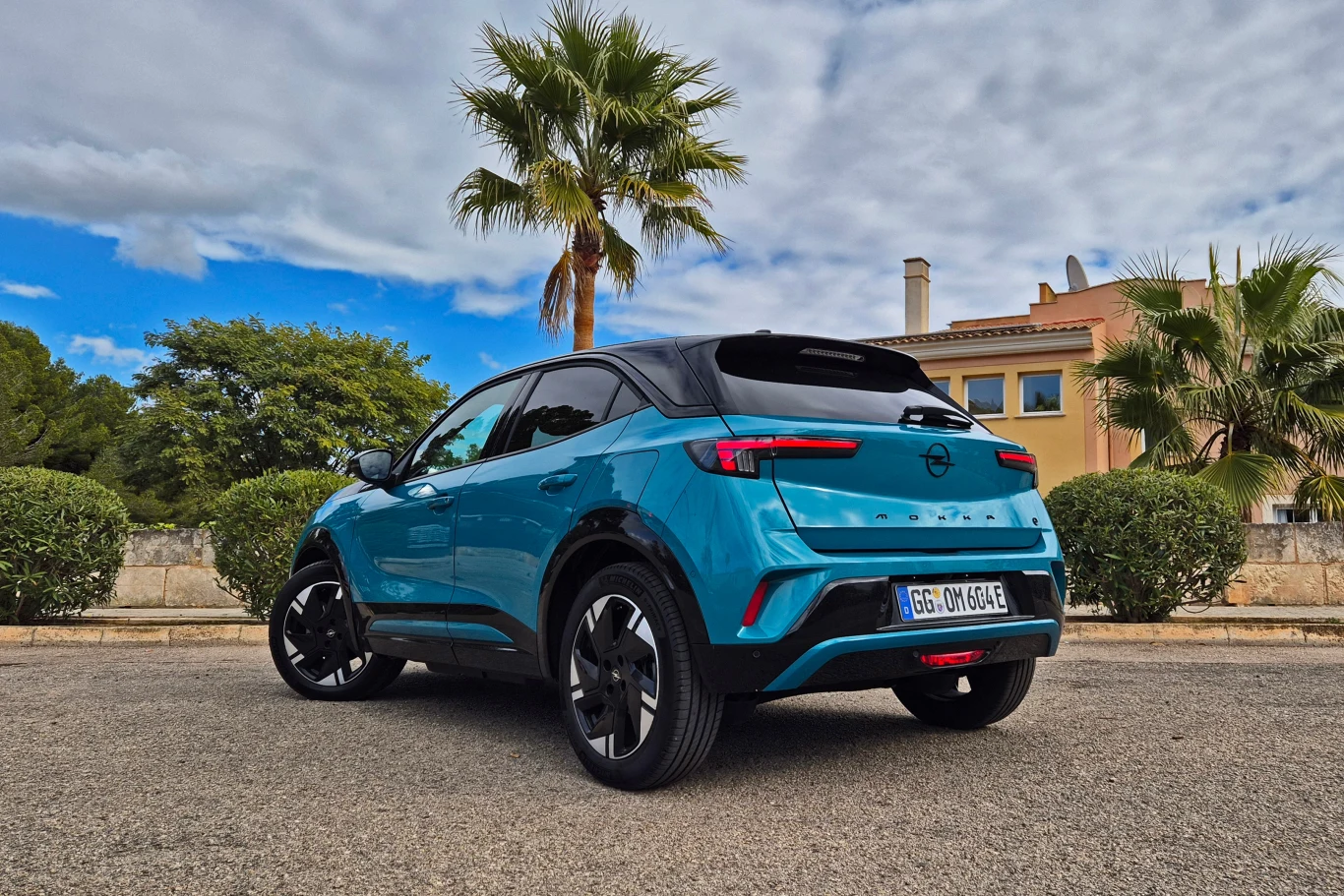 Z tyłu Mokka otrzymała tylko nieco inne światła