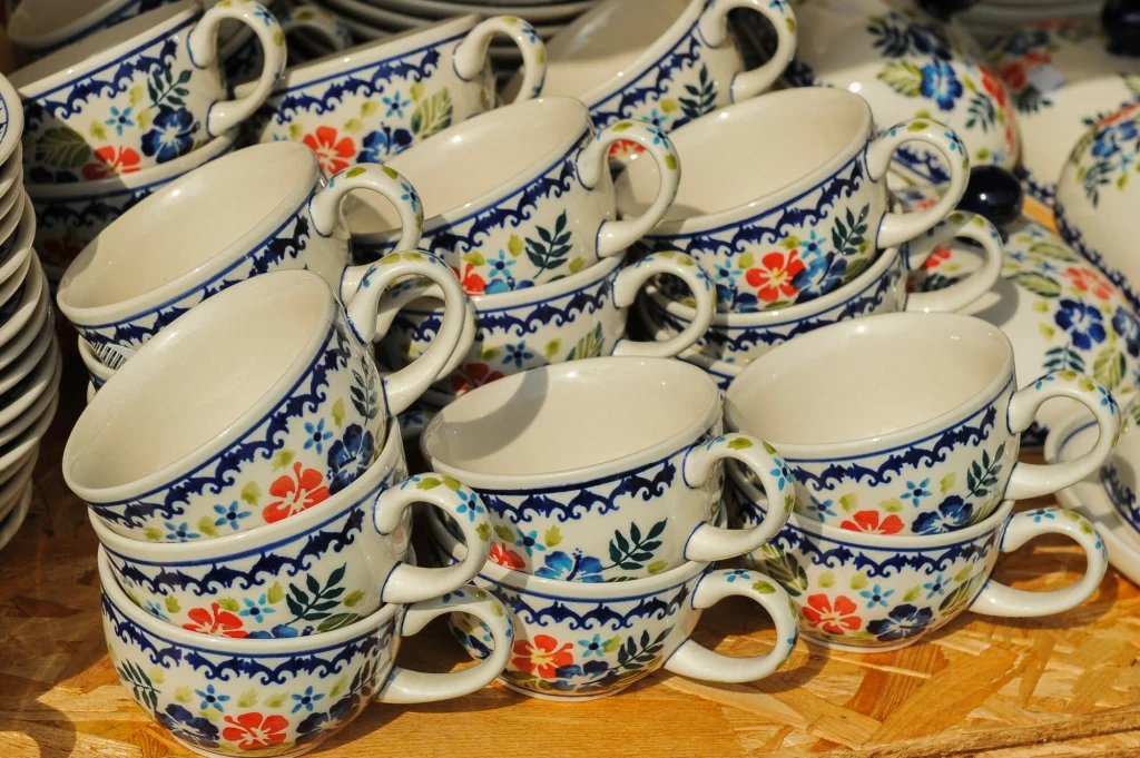 Zakład Porcelany Stołowej "Karlina" ma tradycje sięgające 1860 roku