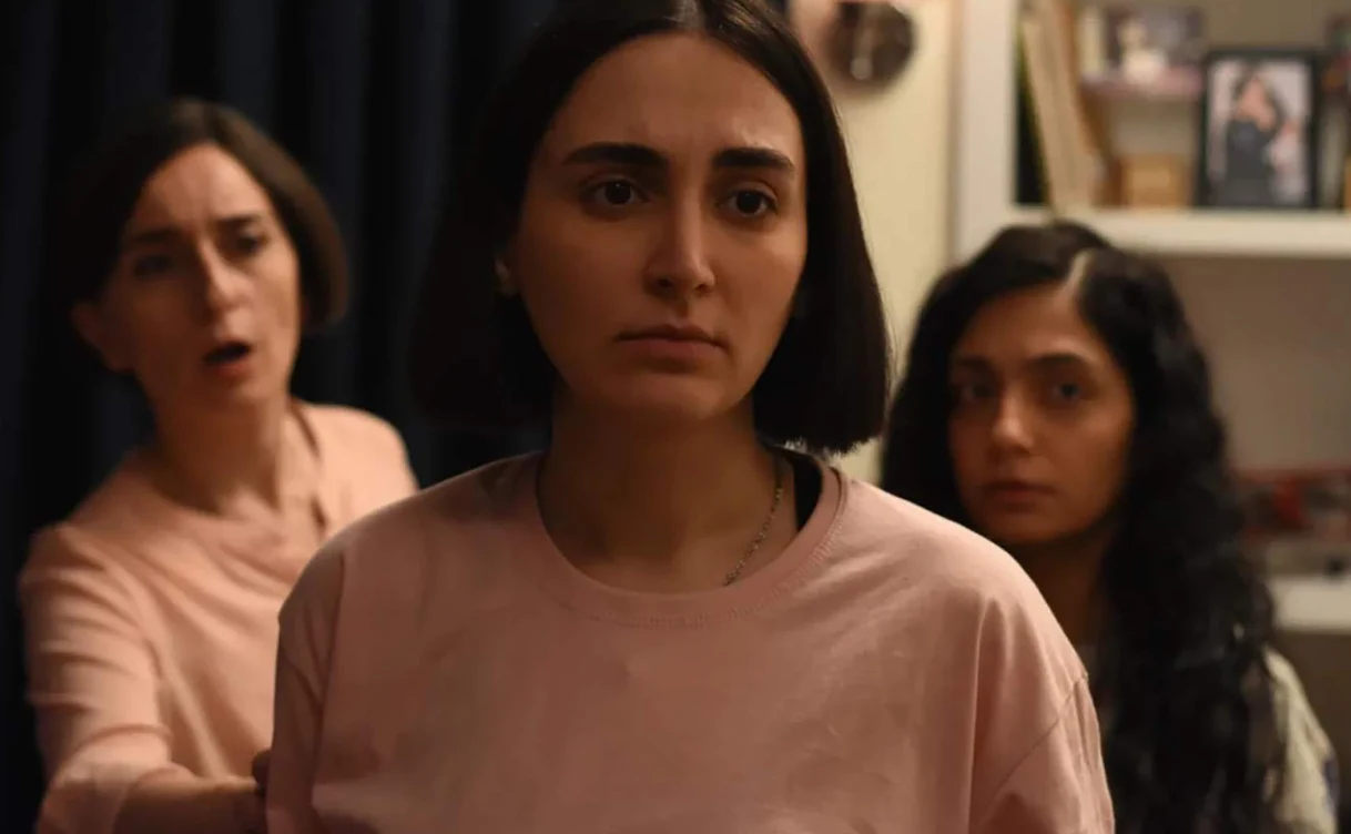 Kadr z filmu "Nasienie świętej figi"