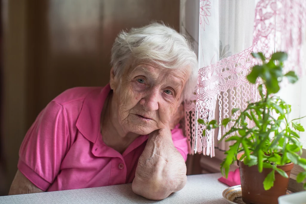 Ile komornik może zabrać emerytury? Seniorzy stracą znaczną część świadczenia.