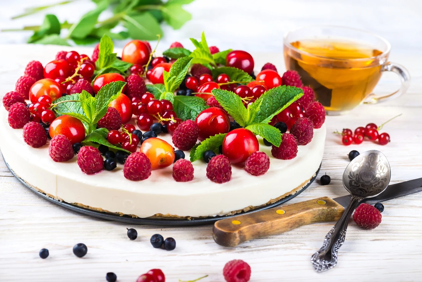 Skyrnik jest alternatywą sernika. Warto jeść to ciasto na diecie. Skyrnik jest alternatywą sernika. Warto jeść to ciasto na diecie.