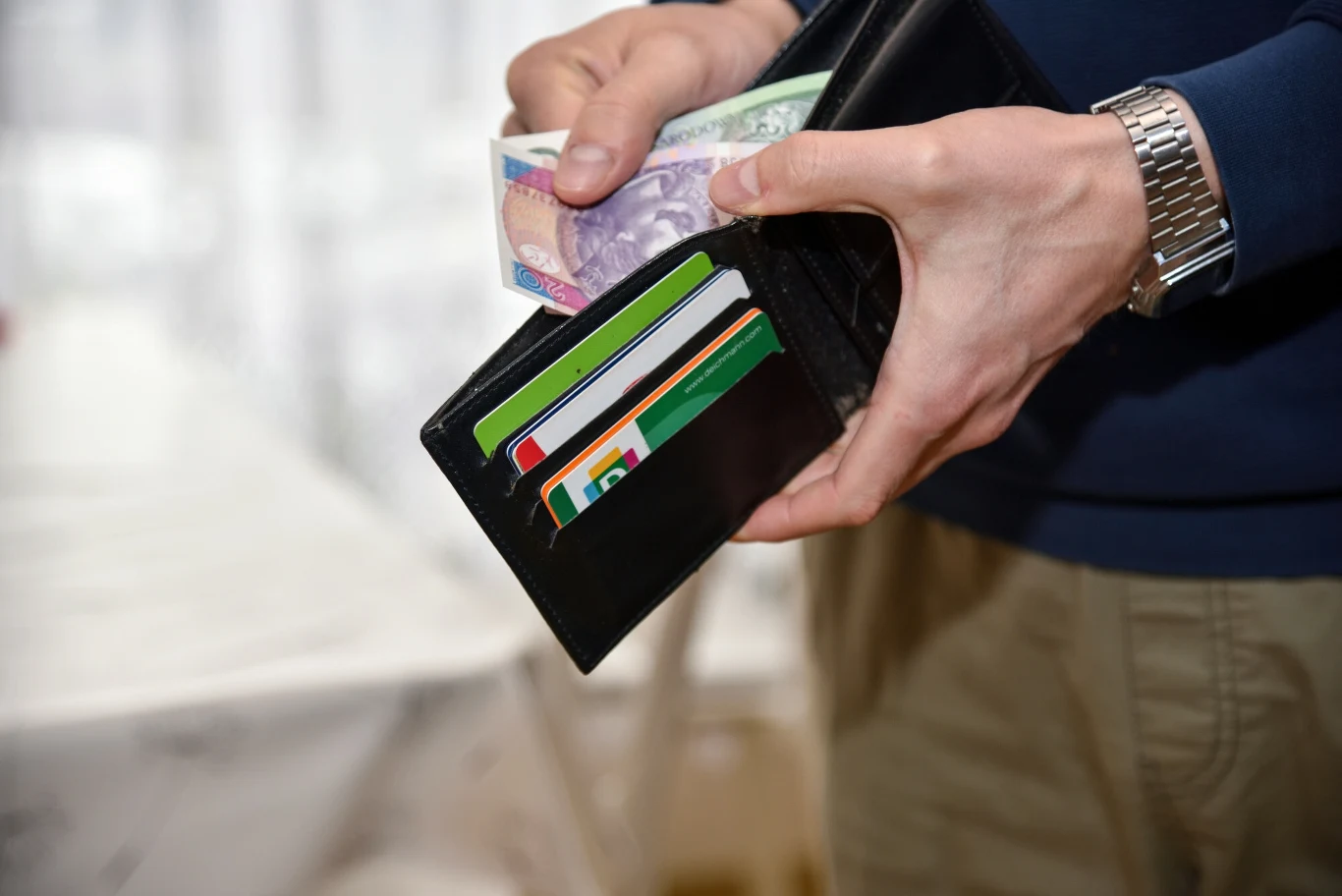 Rośnie wskaźnik dobrobytu. "W kolejnych miesiącach efekt będzie słabszy" Poznaliśmy dane dotyczące wzrostu wynagrodzeń w Polsce w styczniu 2025 r.