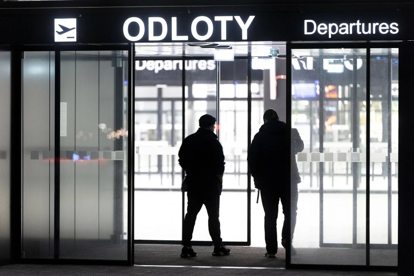 Sytuacja Portu Lotniczego Warszawa-Radom w przeciągu najbliższych 2 lat powinna zmienić się na lepsze - uważa wiceminister infrastruktury Maciej Lasek Sytuacja Portu Lotniczego Warszawa-Radom w przeciągu najbliższych 2 lat powinna zmienić się na lepsze - uważa wiceminister infrastruktury Maciej Lasek