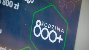 800 plus ZUS wyśle dwa razy. Niespodzianka w marcu