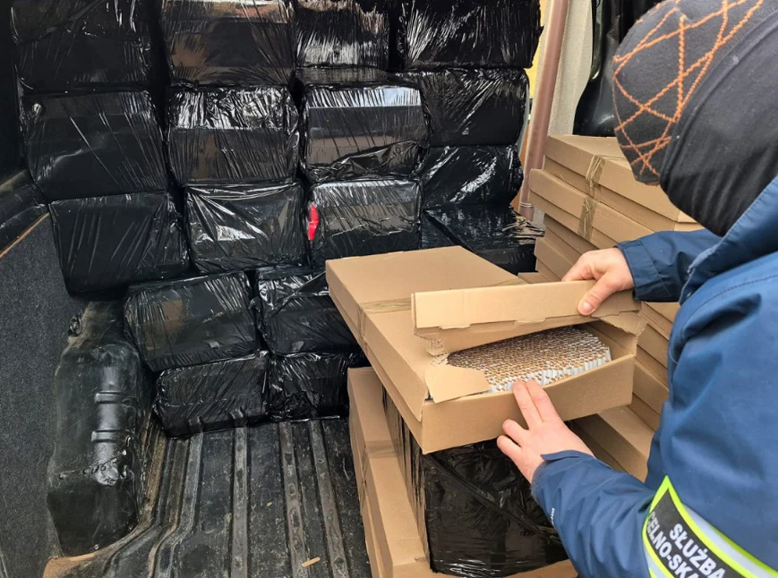 W samochodzie znajdowały się tysiące nielegalnych papierosów