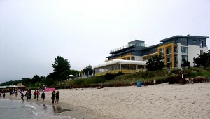 Najpiękniejsze plaże nad Bałtykiem i molo. Ten kurort warto odwiedzić jeszcze przed sezonem 