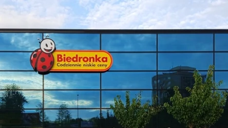 To lepsze niż Black Friday! Telewizory za 1 zł robią furorę w Biedronce!