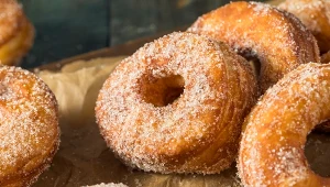 Już nie smażę pączków na Tłusty Czwartek. Ta przekąska jest o niebo lepsza