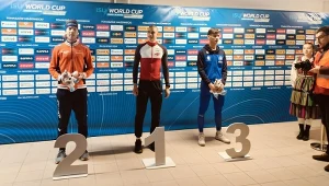 Władimir Semirunni po triumfie w biegu na 5000 m w grupie B
