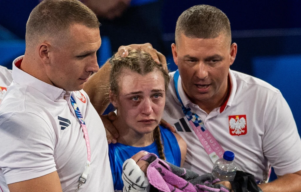 Julia Szeremeta ze swoim teamem: Tomaszem Dylakiem i Kamilem Gorządem Julia Szeremeta ze swoim teamem