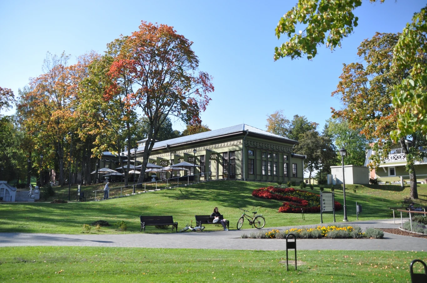 Birsztany to litewskie uzdrowisko leżące nad Niemnem. Co oferuje kuracjuszom?