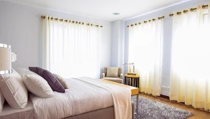 Decority to sklep z dekoracjami, w którym znajdziesz szeroki wybór tekstyliów domowych i ozdób