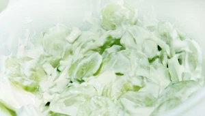 Do dobrej mizerii najlepiej użyć kwaśnej śmietany 12 lub 18 proc.