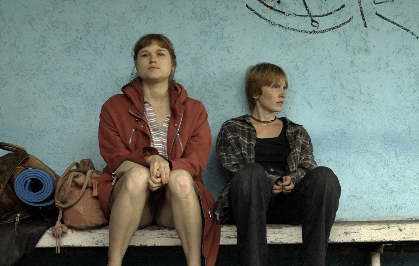 Kadr z filmu "Dwie siostry" Kadr z filmu "Dwie siostry"