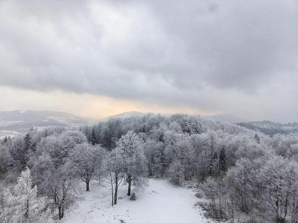 Beskid Wyspowy w zimowym wydaniu