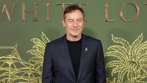 Jason Isaacs na premierze 3. sezonu "Białego Lotosu"