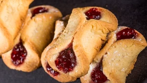 Daj teściowej te ciastka do kawy, a będzie łagodna jak baranek. Są pyszne i chrupiące