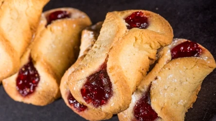 Ciastka z powidłami są idealne do kawy. Dzięki nim zaimponujesz teściowej