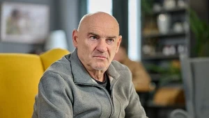 Będzie musiał tłumaczyć się żonie. Stanie po jego stronie?