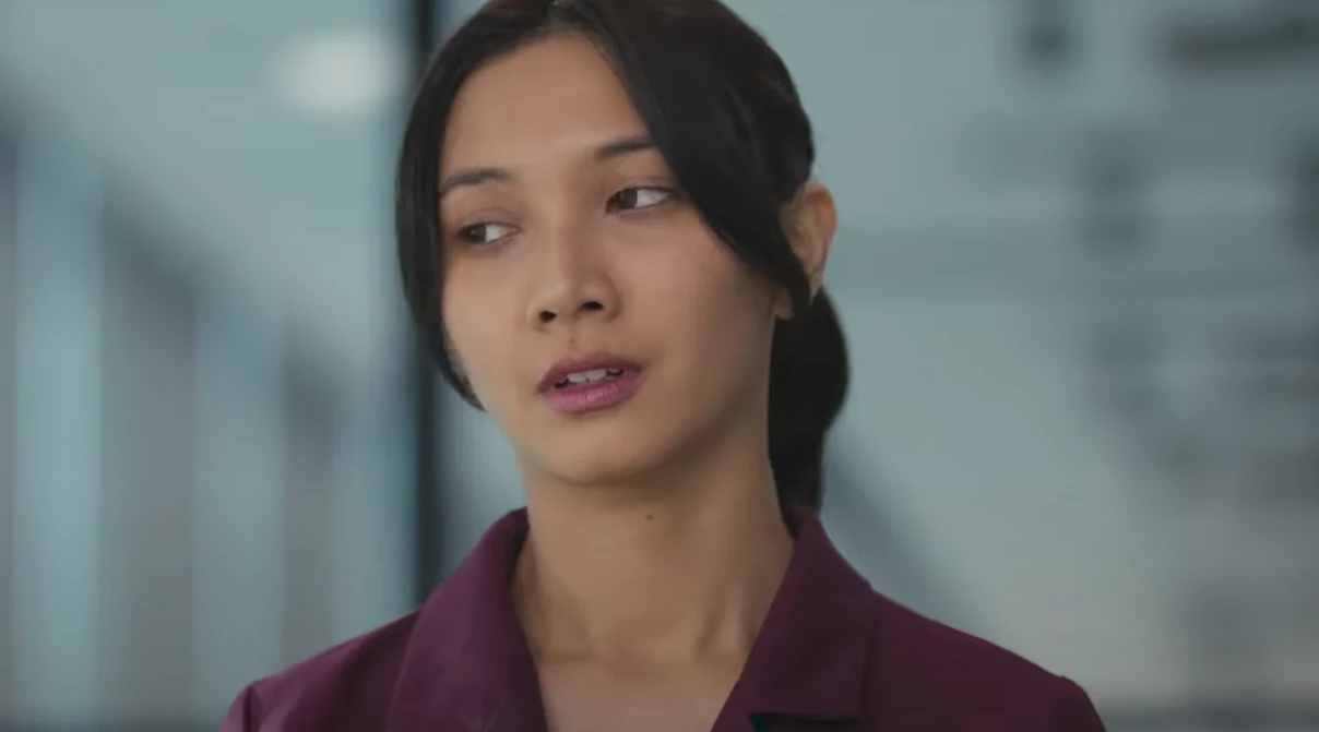 Kadr ze zwiastuna filmu "Najpiękniejsza dziewczyna na świecie" Kadr ze zwiastuna filmu "Najpiękniejsza dziewczyna na świecie"