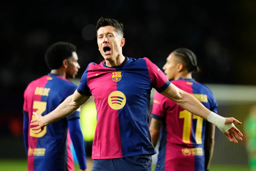 Robert Lewandowski (FC Barcelona) Robert Lewandowski (FC Barcelona)