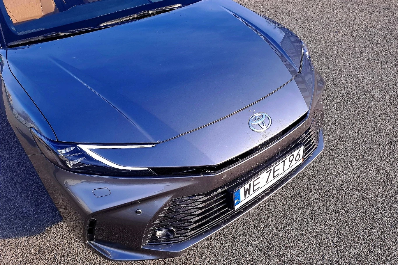 Jaki samochód wybrał "najpopularniejszy mechanik świata"? Nowa Toyota Camry wyróżnia się nowym przodem nawiązującym do tego znanego np. z Priusa.