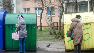 Czy emeryci są zwolnieni z opłata za śmieci? To zależy od gminy.