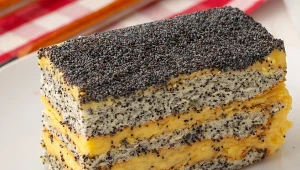 Idealne ciasto na weekend. Makowy Książę zachwyca smakiem