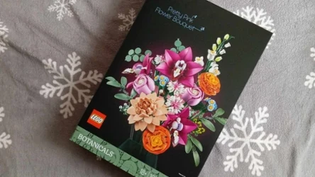 LEGO Piękny bukiet różowych kwiatów w Biedronce! 