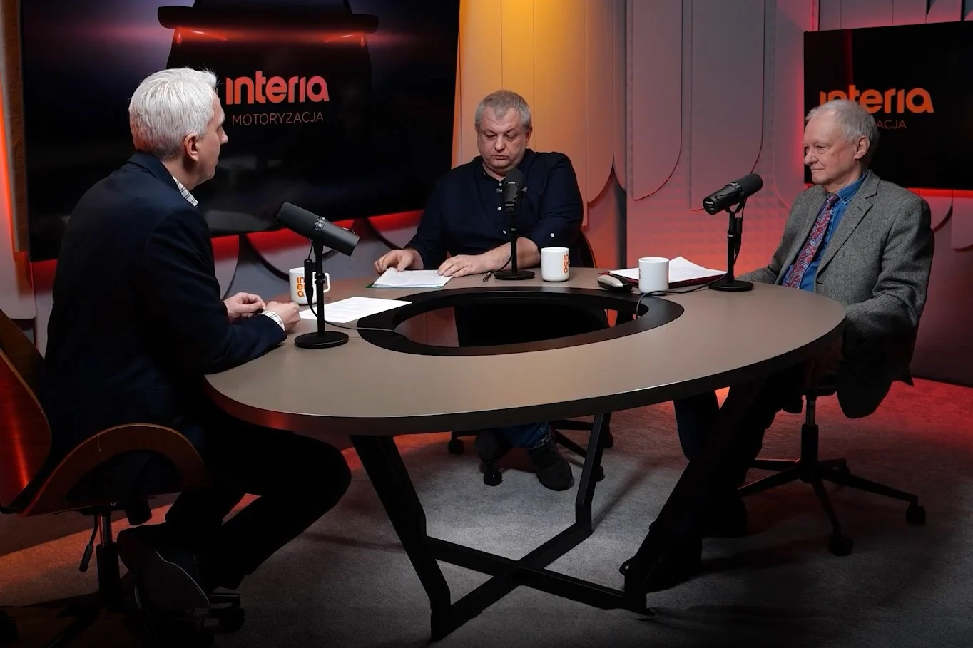 Na temat Strefy Czystego Ruchu w Krakowie rozmawialiśmy z Radosławem Zającem ze stowarzyszenia Zrównoważona Mobilność oraz prof. Piotrem Kleczkowskim z AGH Na temat Strefy Czystego Ruchu w Krakowie rozmawialiśmy z Radosławem Zającem ze stowarzyszenia Zrównoważona Mobilność oraz prof. Piotrem Kleczkowskim z AGH