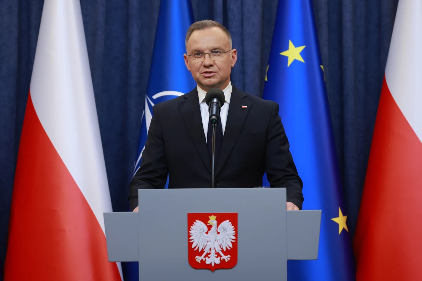 WSA uchylił postanowienie prezydenta dotyczące sędziego SN Pawła Grzegorczyka WSA uchylił postanowienie prezydenta dotyczące sędziego SN Pawła Grzegorczyka