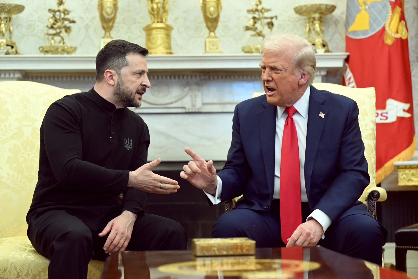 Kłótnia Zełenskiego z Trumpem może zamrozić pomoc z USA dla Ukrainy Kłótnia Zełenskiego z Trumpem może zamrozić pomoc z USA dla Ukrainy