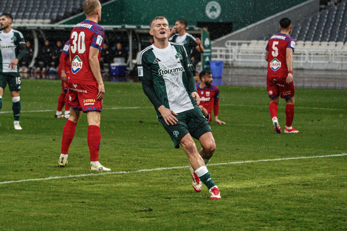 Karol Świderski w barwach Panathinaikosu Karol Świderski w barwach Panathinaikosu