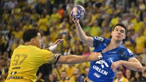 Nagły zwrot po czerwonej kartce. Polskie starcie gigantów jednak rozstrzygnięte