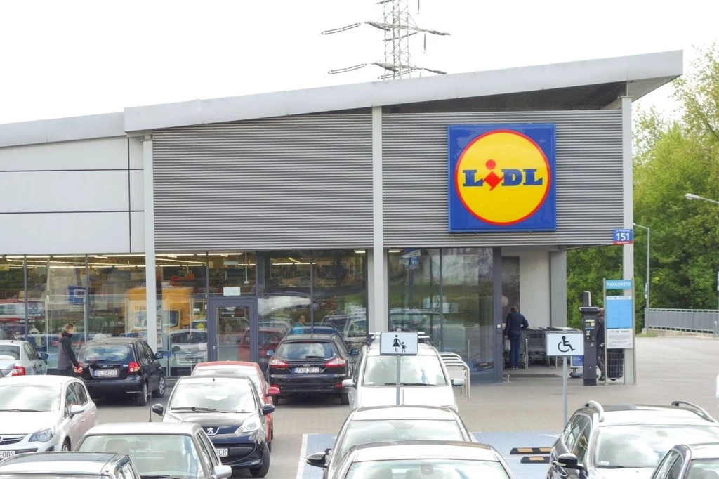 Lidl zmienia regulamin swojej aplikacji Lidl Plus. To ważna wiadomość dla kierowców.