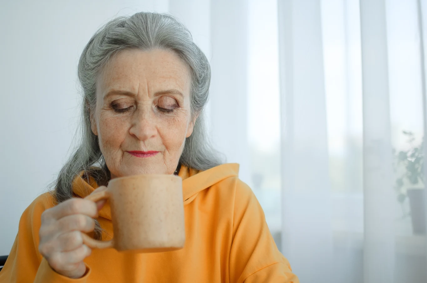 Napar, który warto pić na odporność w okresie wiosennego przesilenia. Przygotujesz go z igieł sosny. Napar, który warto pić na odporność w okresie wiosennego przesilenia. Przygotujesz go z igieł sosny.