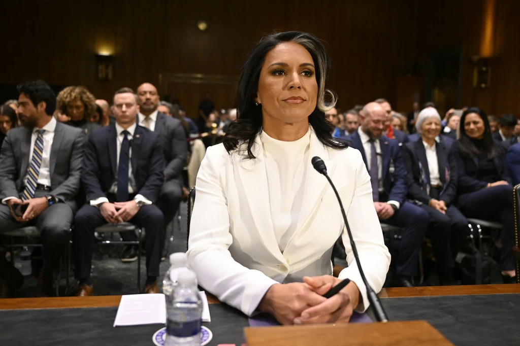 CNN: Amerykański wywiad nadal informuje Ukrainę. Na zdjęciu szefowa wywiadu USA - Tulsi Gabbard CNN: Amerykański wywiad nadal informuje Ukrainę. Na zdjęciu szefowa wywiadu USA - Tulsi Gabbard