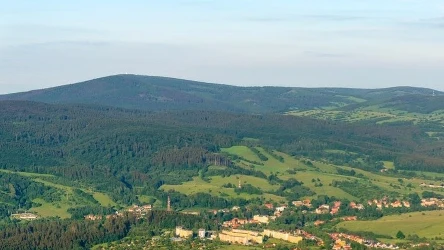 Góry Sowie warto odwiedzić. To niedoceniane miejsce zapewnia niepowtarzalne widoki