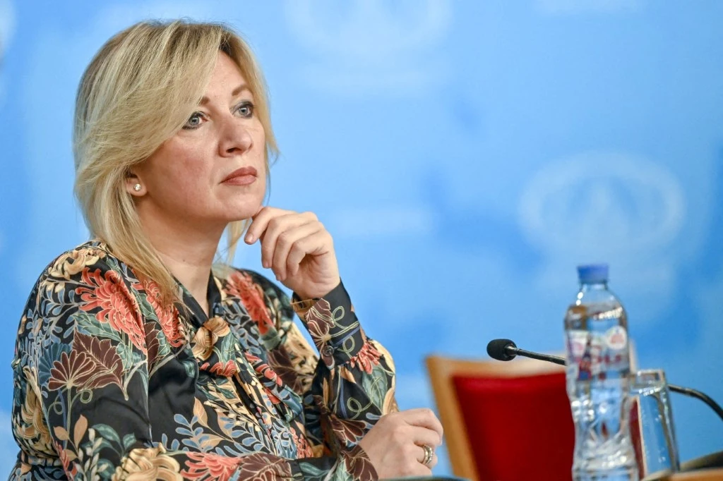 Rzecznik rosyjskiego MSZ Marija Zacharowa skomentowała ostatnią aktywność prezydenta Francji Rzecznik rosyjskiego MSZ Marija Zacharowa skomentowała ostatnią aktywność prezydenta Francji