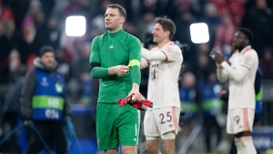 Manuel Neuer w zielonym strojue