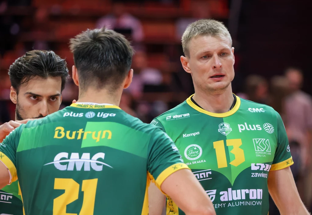 Jurij Gladyr (z prawej) był jedną z najjaśniejszych postaci w drużynie Aluron CMC Warty Zawiercie